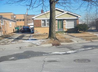 15541 6th Ave, Phoenix, IL 60426