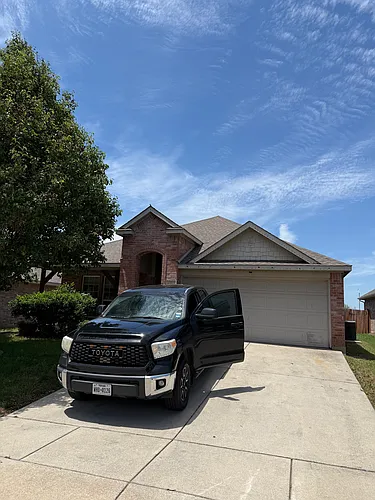 4737 Homelands Way Photo 1
