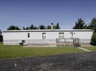 52517 S Point Dr, Mattawan, MI 49071