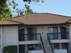 5150 E Club Cir