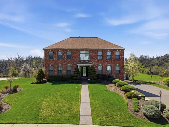 130 Maclaine Dr, Carnegie, PA 15106