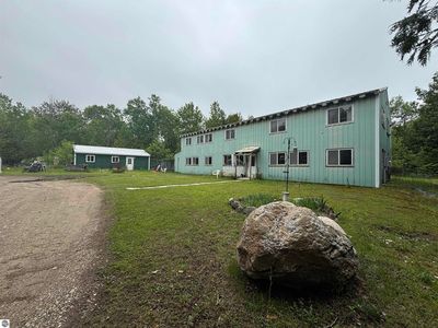 474 Lake Shore Dr, Charlevoix, MI, 49720