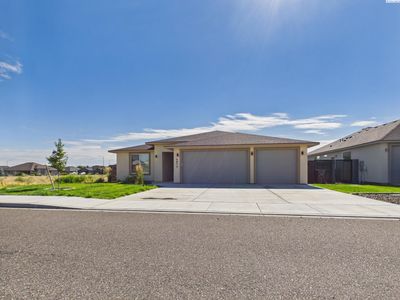 2675 Friesian Ct, West Richland, WA, 99353
