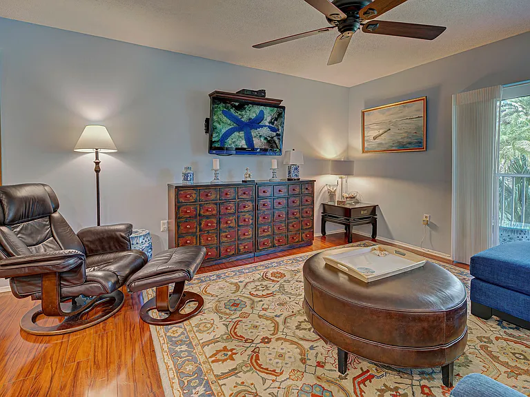 800 Benjamin Franklin Dr #202 — Photo 8