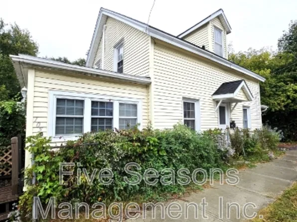 105 Hickok St #A, Winooski, VT 05404