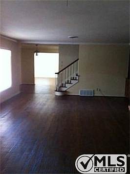 3rd image of 3607 Northwest Pkwy