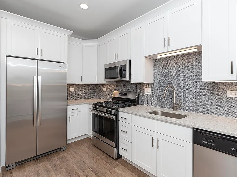2909 N Clark St #2N — Photo 1