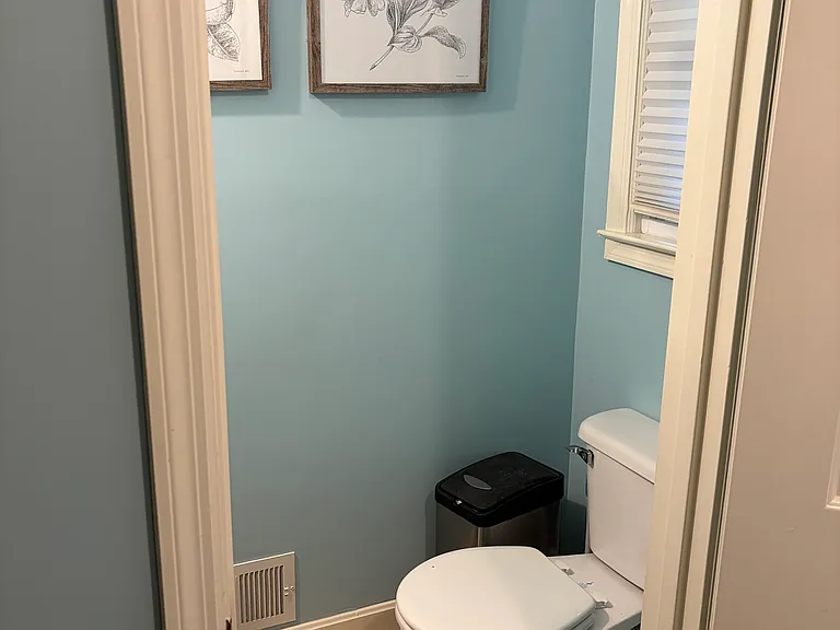 4924 Maplewood Dr — Photo 10