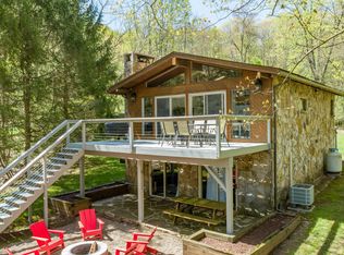 636 Paradise Hts, Oakland, MD 21550