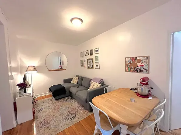 530 E 13th St #3FW, New York, NY 10009