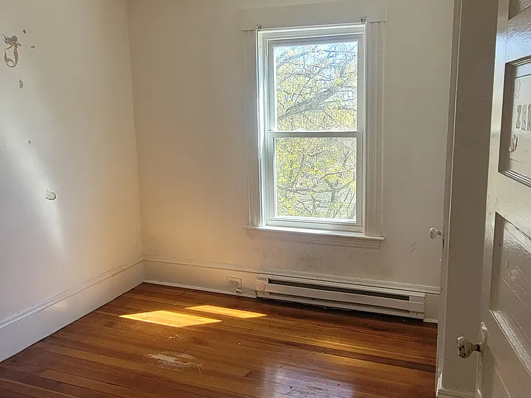 23 Desmond Rd #2 — Photo 7