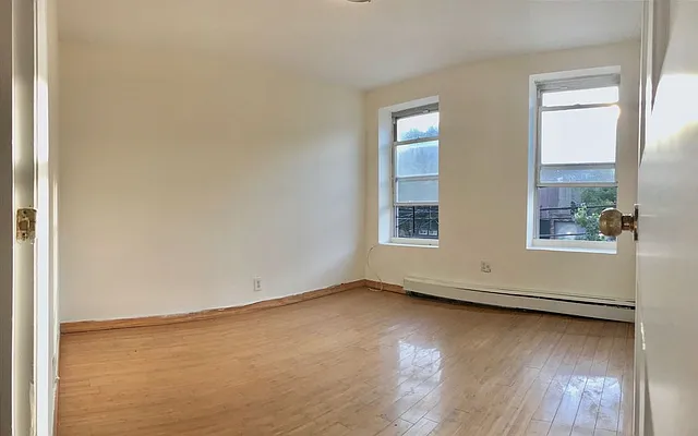 Rented by Zjama Realty Corp | media 19