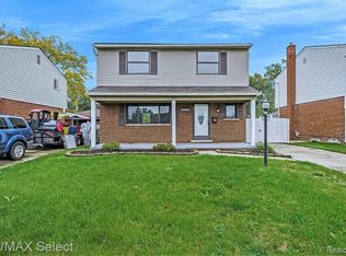 17201 Wilson Ave, Eastpointe, MI 48021