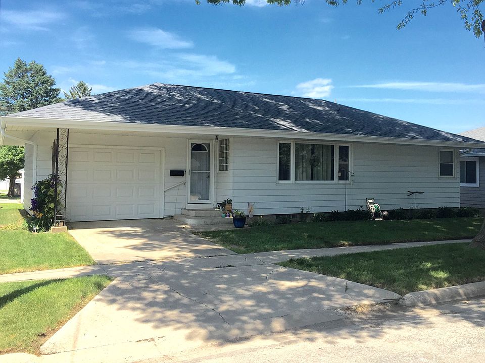 1st image of 105 H Ave