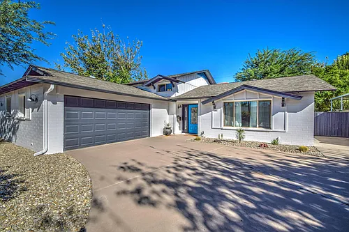8420 E Keim Dr Photo 1
