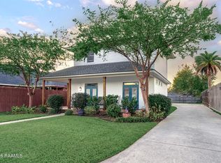 104 Wildflower Ln, Lafayette, LA 70506