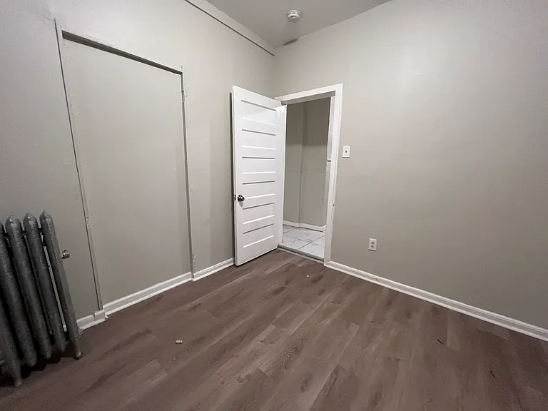 115 Seymour Ave #1 — Photo 12