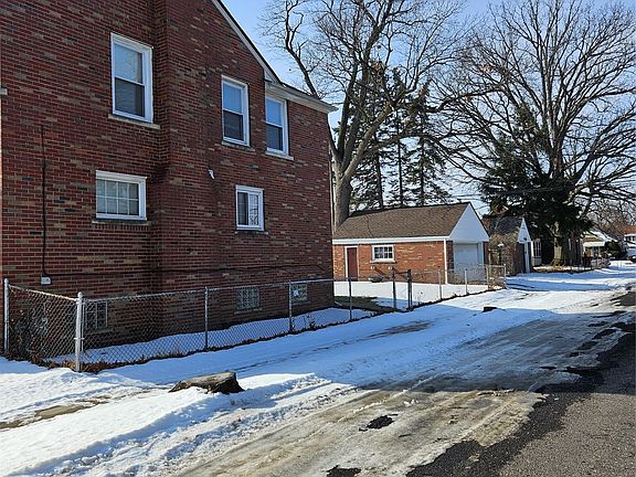 2nd image of 18717 Littlefield St