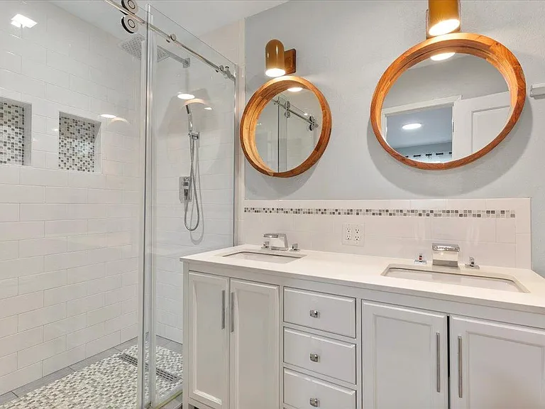 5313 Harvest Ln — Photo 19