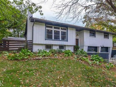1702 McKay Dr, Bloomington, IL, 61701