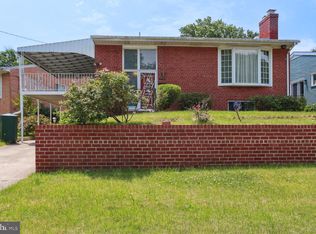 3739 O St SE, Washington, DC 20019