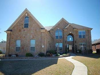 2nd image of 12016 Emerald Oaks Dr