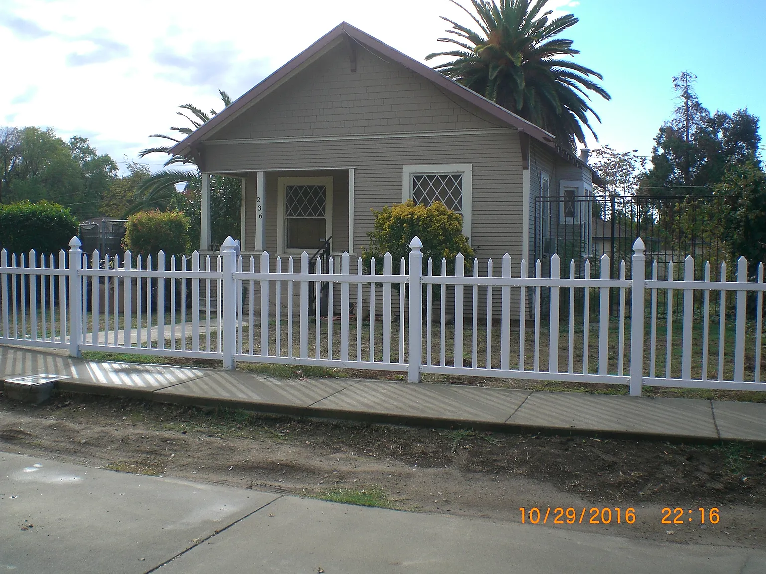236 Kelley St photo 1