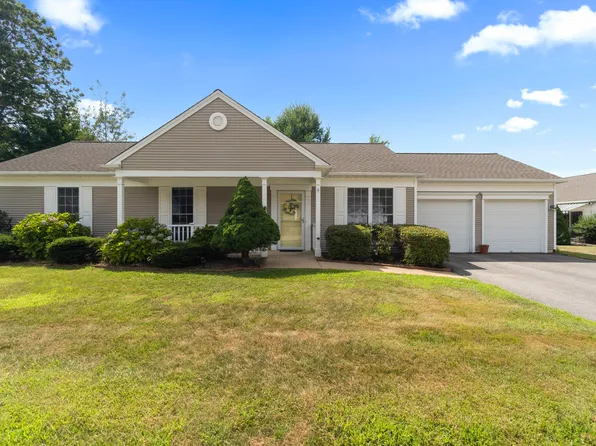 10 cypress Way, Waterford, CT 06385