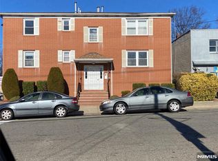 41 W Church St APT 11, Bergenfield, NJ 07621