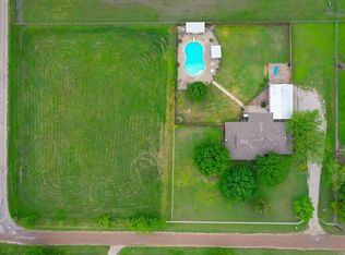 806 Derting Rd E, Aurora, TX 76078