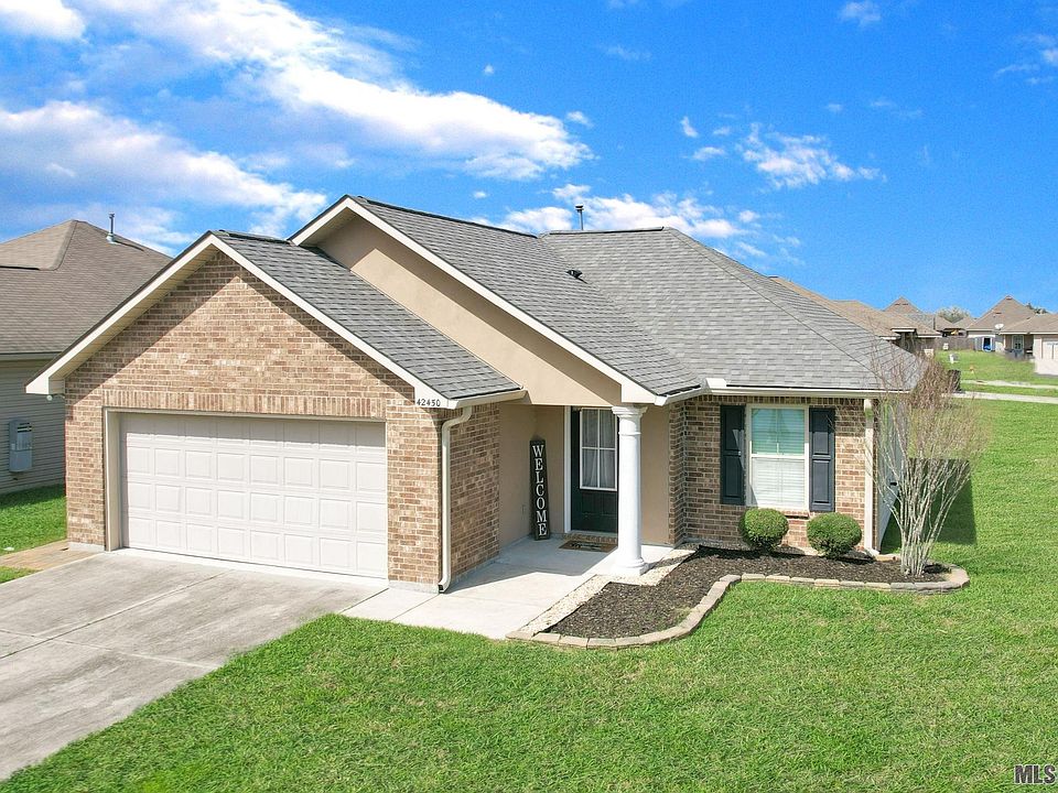 1st image of 42450 Palmstone Ave
