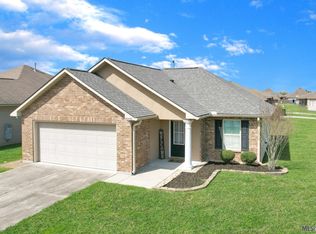 42450 Palmstone Ave, Prairieville, LA 70769