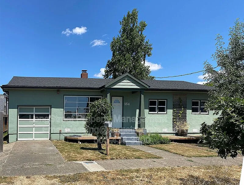 3 bed, 2.0 bath, 1274 sqft, $2,250 — Photo 4