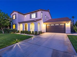 8366 Fall Creek Dr, Corona, CA 92880