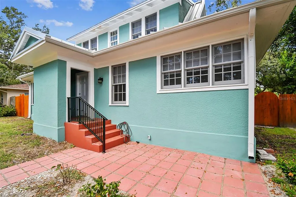 3 bed, 2.5 bath, 1546 sqft, $4,000 — Photo 3