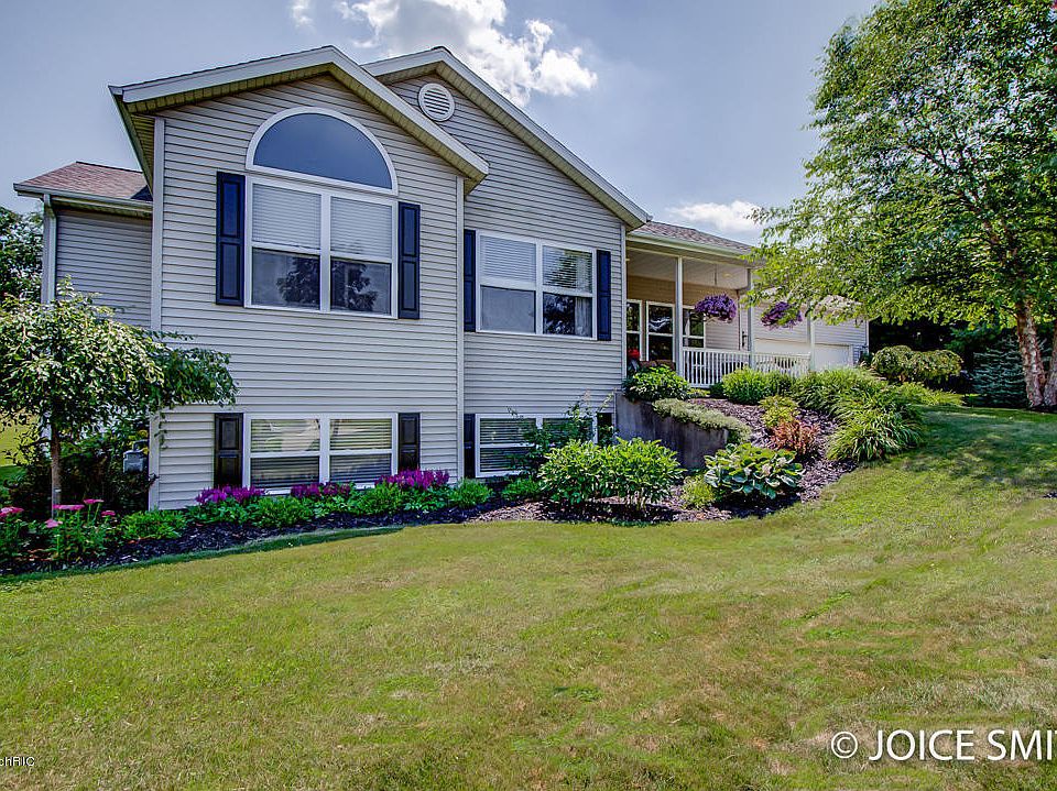 1st image of 6670 Briars Edge Ct NE