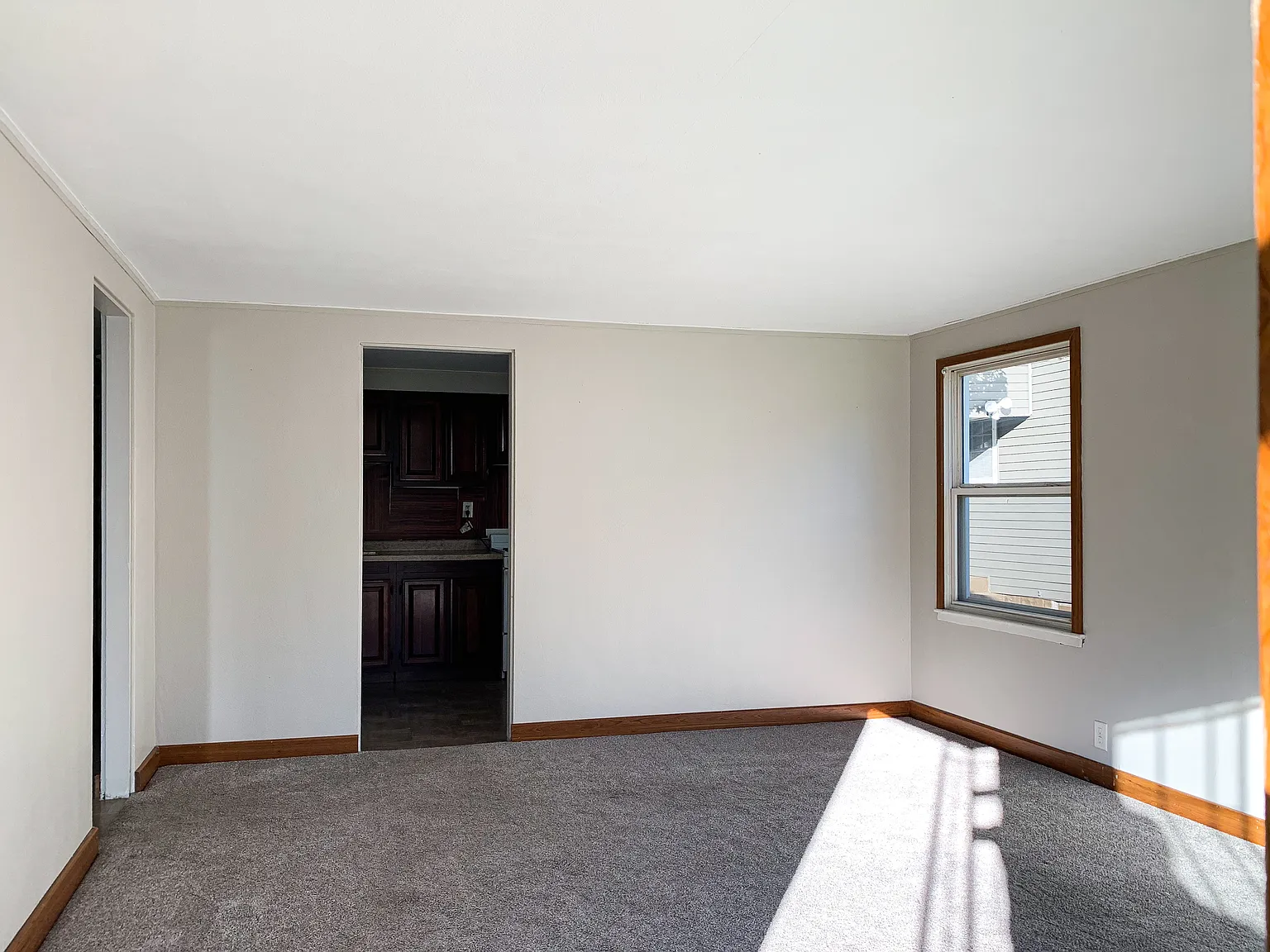 3/1 Rental Home @ 1233 O'Brien, South Bend — Photo 2