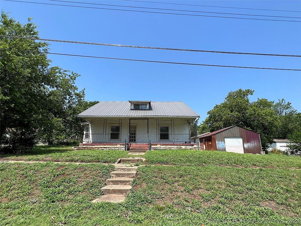 122 S 3rd St, Yale, OK 74085 Zillow