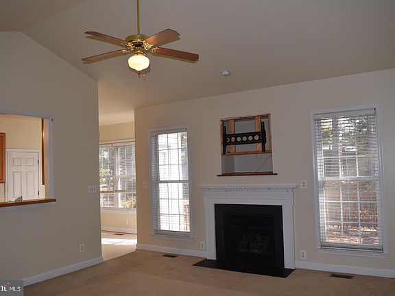 5th image of 10805 Chancellorville Dr