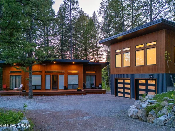 361 Redwood Rd, Star Valley Ranch, WY 83127