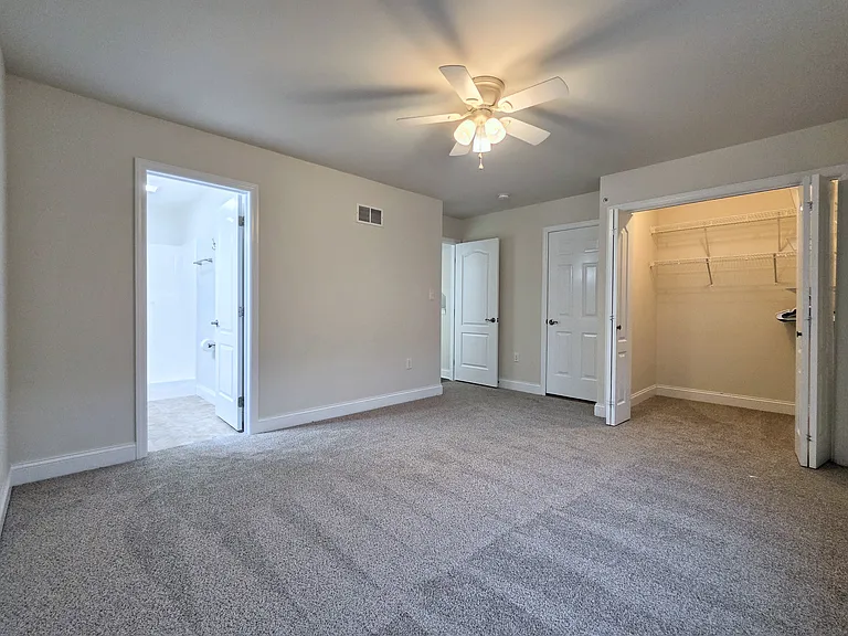 107 Cedarwood Dr — Photo 4
