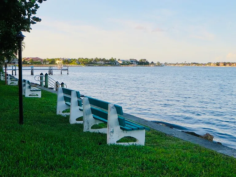 River view and sitting area