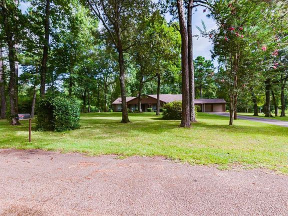 2nd image of 24776 Plantation Estates Cir