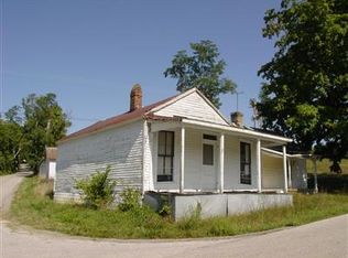 2704 Davis Rd, Sadieville, KY 40370