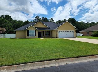 219 Deerwood Village Dr, Woodbine, GA 31569