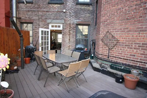 Rented by Compass | media 11