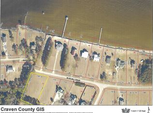 108 Longview Ct, Havelock, NC 28532