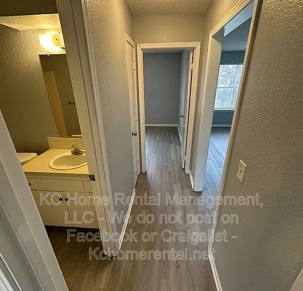 818 Rosewood St #B — Photo 17