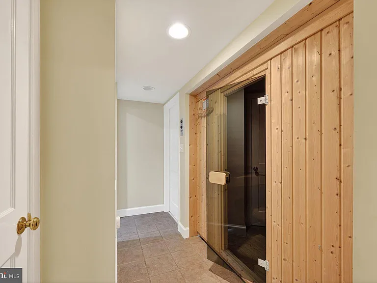 5105 34th St NW — Photo 14