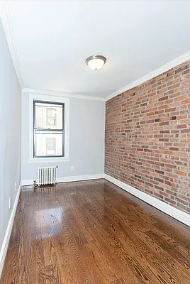 Rented by Century 21 Premier  | media 18